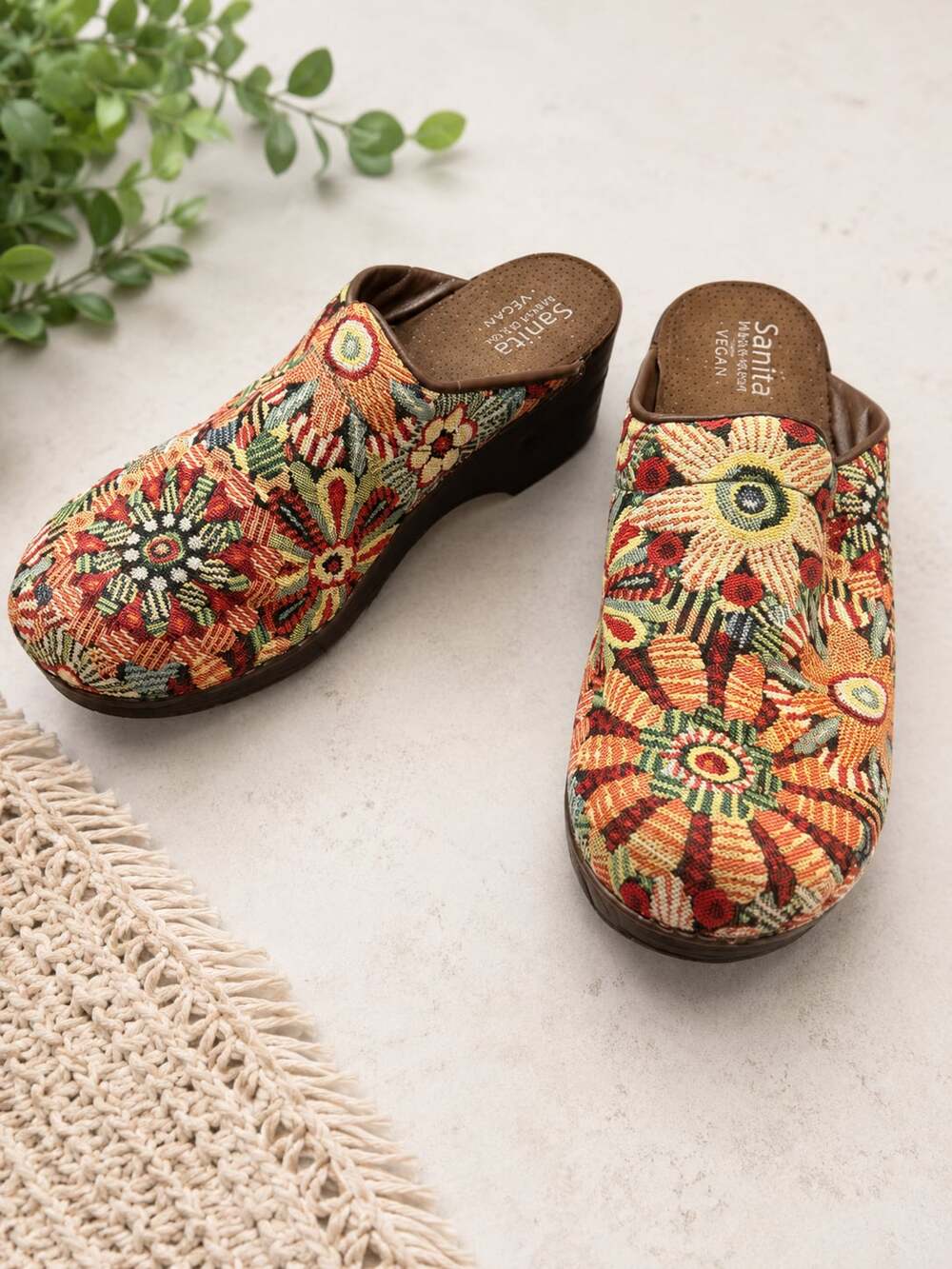 Sanita Vegan Floral Tapestry Danish Clogs Size 41 Comfort Slip On Shoes